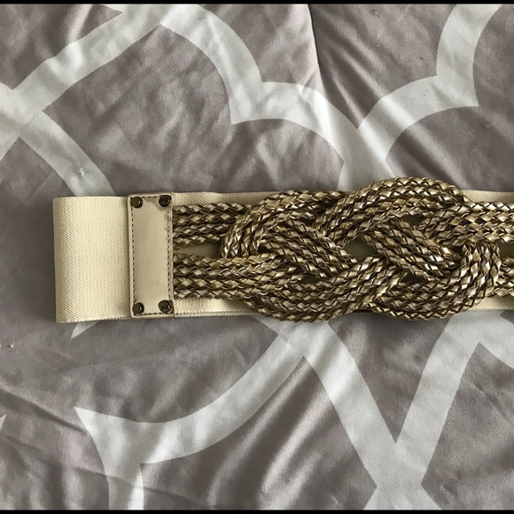 Diane Von Furstenberg cream and gold belt - Picture 1 of 3